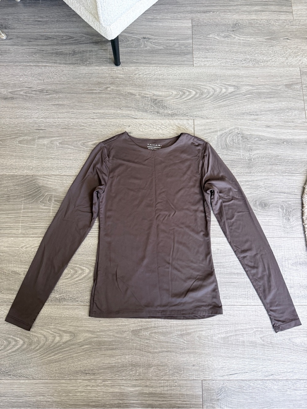 TAHARI Long Sleeve Top